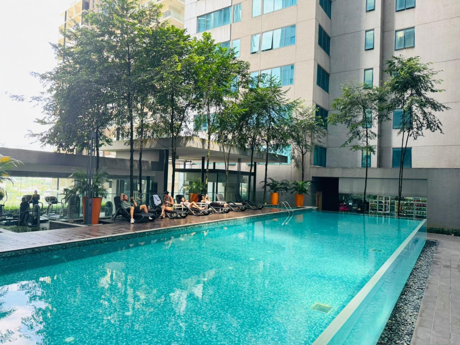 Summer Suites Klcc By Homestay Kuala Lumpur Zewnętrze zdjęcie