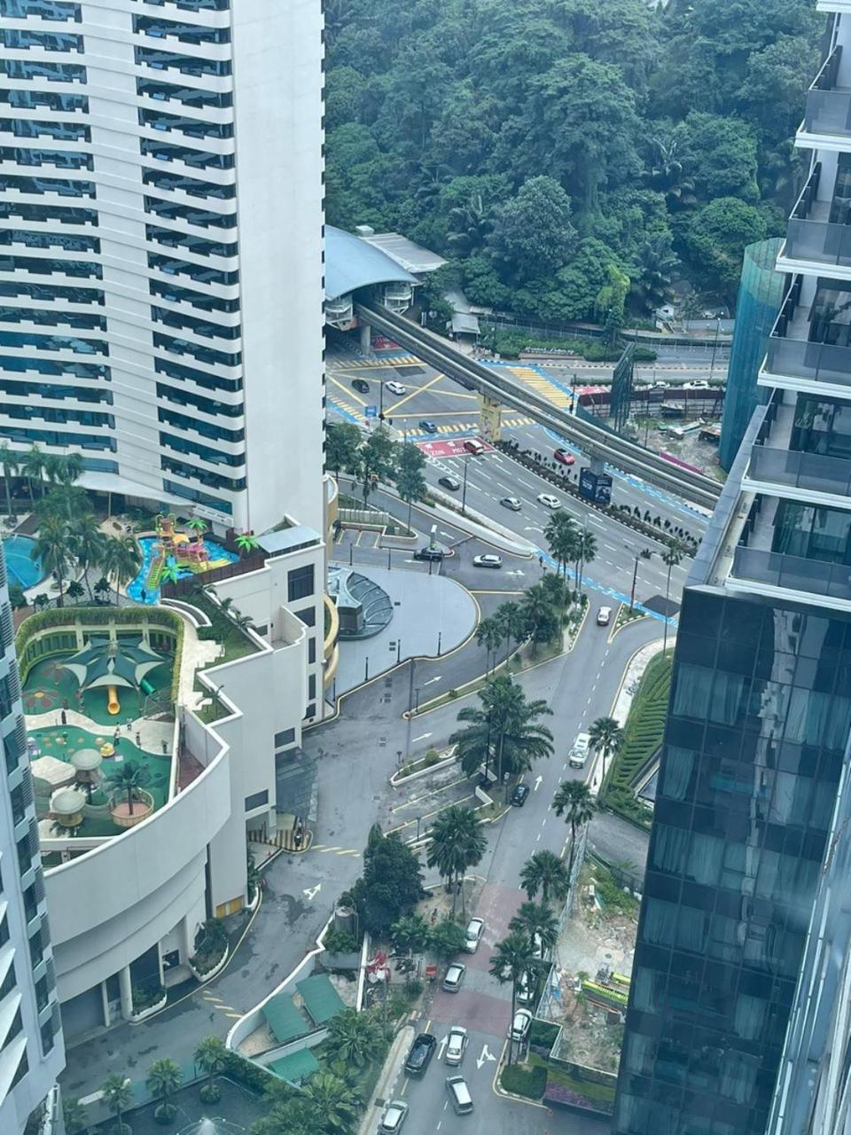 Summer Suites Klcc By Homestay Kuala Lumpur Zewnętrze zdjęcie